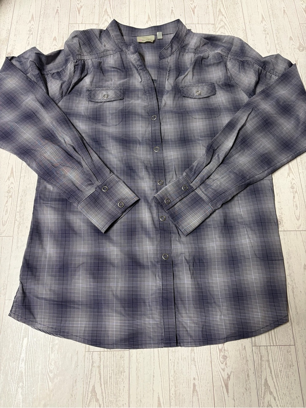 Athleta Plaid Stretch Hiking Travel Shirt Blue Women’s L